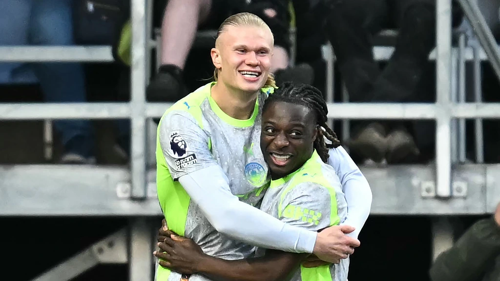 Manchester City neemt koppositie over van Arsenal, Burnley degradeert definitief